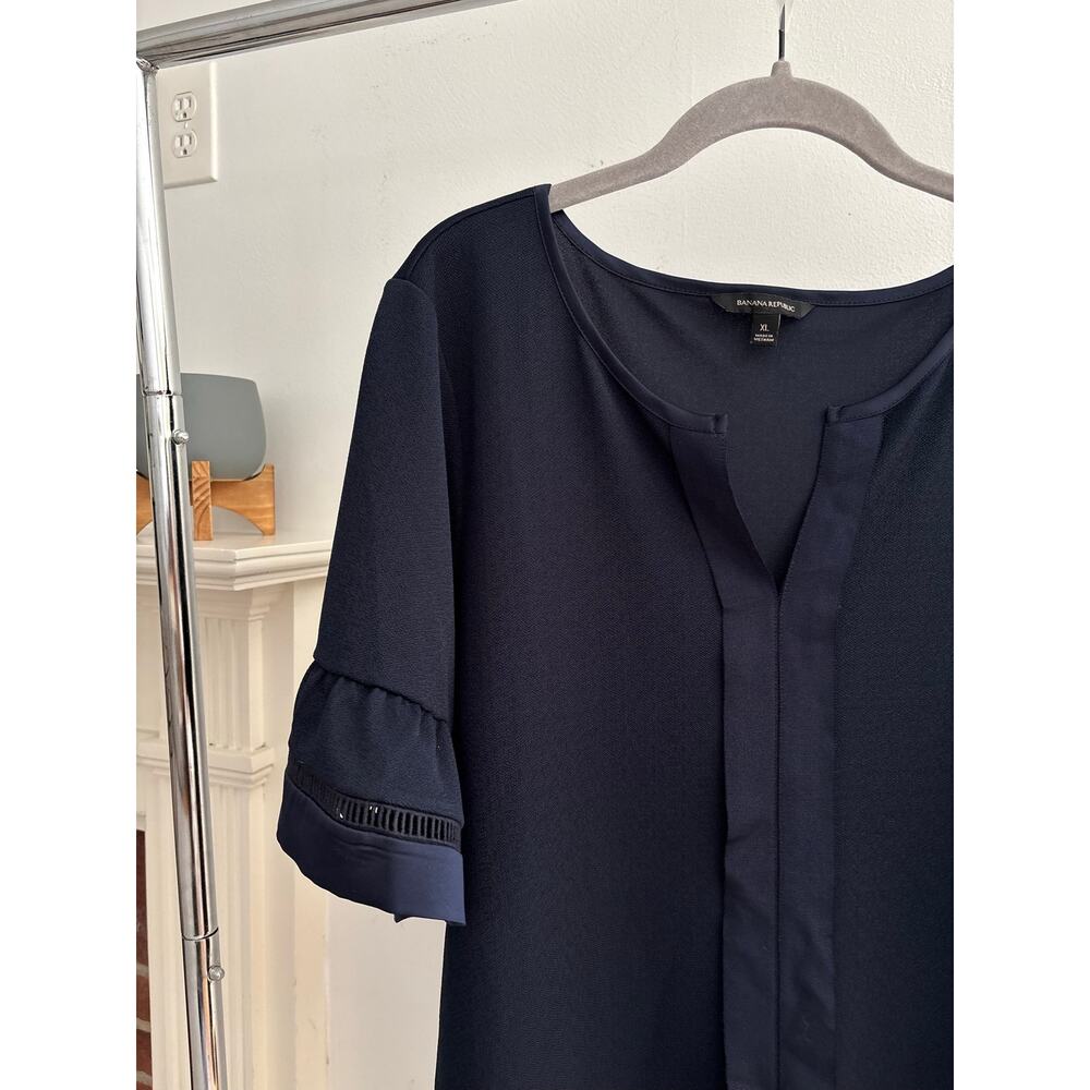 Banana Republic XL Navy Blue Blouse Split Neck Ruffle Sleeve Office Career Top - Picture 4 of 12
